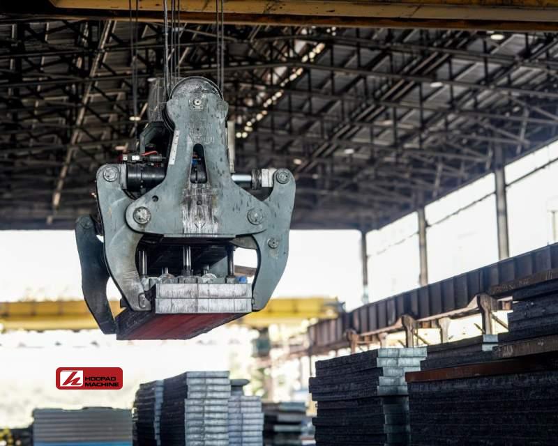 در راستای تعالی و پیشبرد اهداف کلان صورت گرفت؛ ارتقای سطح پایداری جرثقیلها برای ثبت رکوردهای جدید در فولاد هرمزگان