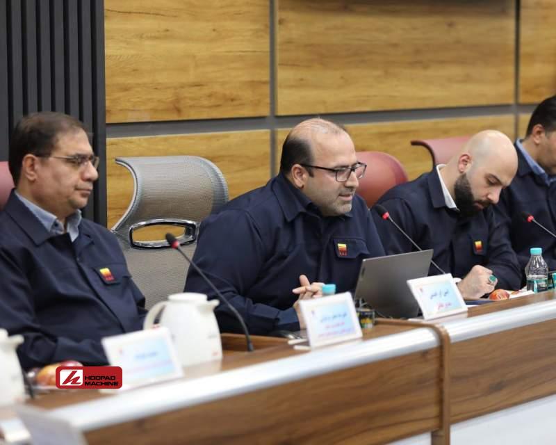 نشست خبری مدیرعامل فولاد خوزستان با حضور ۱۸۰ فعال رسانهای برگزار شد