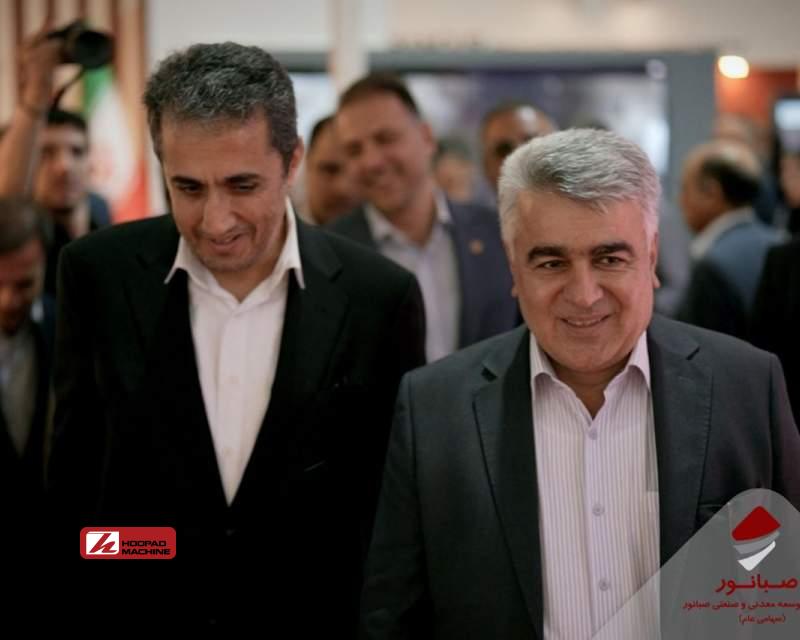 بازدید رئیس هیات عامل ایمیدرو از غرفه صبانور در رویداد جامع معدن و صنایع معدنی
